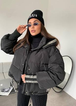 Куртка пуховик в стилі chanel