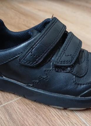 Кросівки clarks, р26