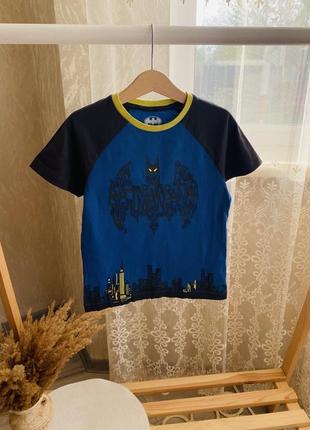 Футболка на 4-5 років