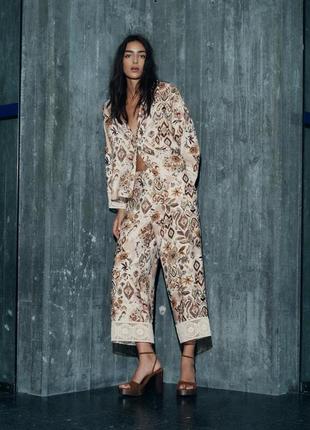 Костюм жіночий брючний гіпюровий zara new