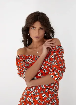 Супер романтичне плаття міді з розрізом на нозі