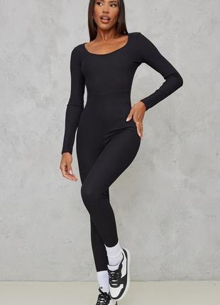 Черный комбинезон в рубчик с длинным рукавом и круглым вырезом от plt 💕