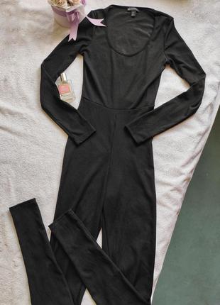 Черный комбинезон в рубчик с длинным рукавом и круглым вырезом от plt 💕