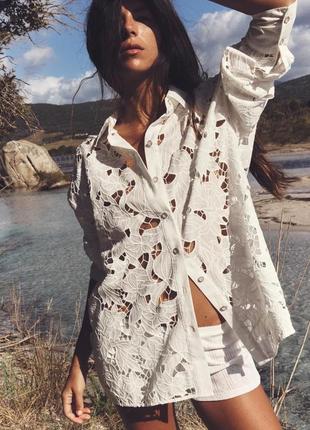 Рубашка белая оверсайз с вышивкой zara new