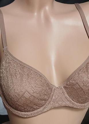 Бюстгалтер victoria secret бежевий