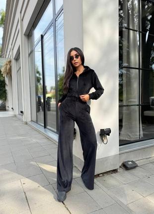 Костюм черный велюр