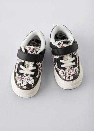 Кроссовки детские от zara