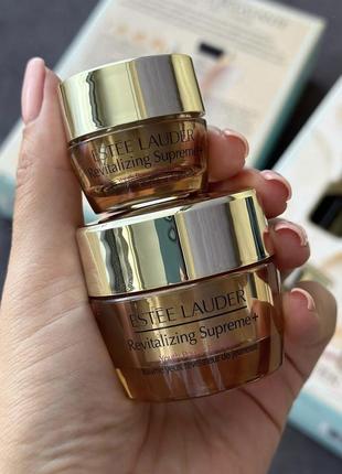 Комплексный крем-уход для кожи вокруг глаз estee lauder revitalizing supreme+ youth power eye balm.