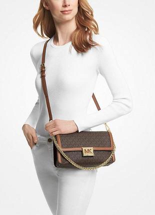 Брендова, жіноча, коричнева сумка через плече michael kors sonia medium logo convertible shoulder bag, сша, оригінал4 фото