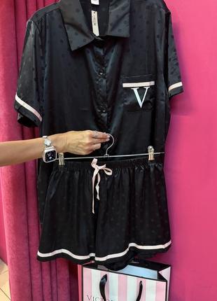 Пижама с шортами сатиновая victoria’s secret