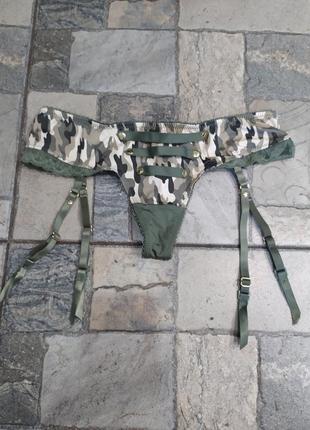 Трусики з ременями для панчох