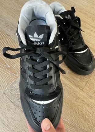 Кроссовки adidas3 фото