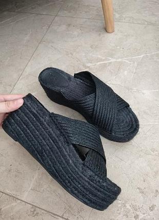 Шлепанцы женские