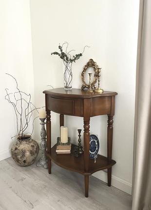 Консоль із масиву дерева.