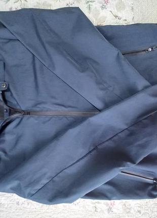 Чоловіча вітровка