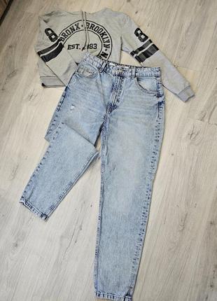 Женские джинсы мом bershka