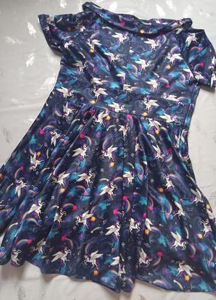 Невероятное платье swing с единорогами и радугой на космическом фоне "dolly and dotty"9 фото
