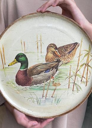 Декоративное блюдо с утками дерево винтаж италия поднес декор