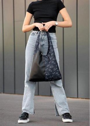 Жіноча сумка велика на плече хобо стильна чорна принт малюнок 7532007024 фото