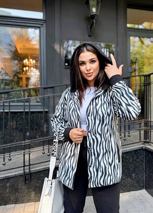 Жіночий теплий костюм