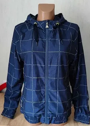 Спортивна куртка, вітровка