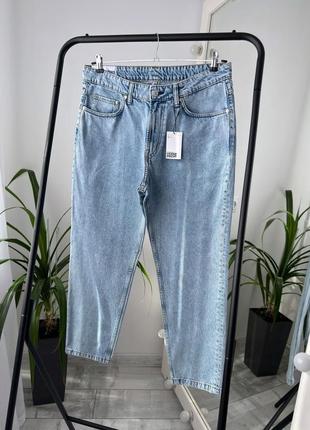 Джинсы regular tapered cr0pped с высокой посадкой от h&m