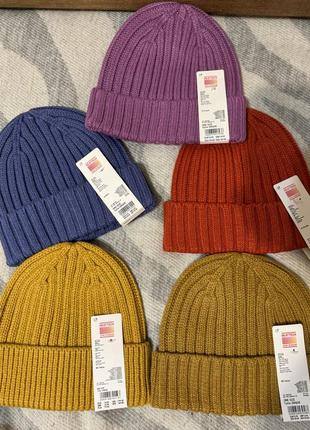 Теплые шапки uniqlo унисекс, перчатки