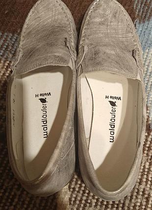 Женские мокасины