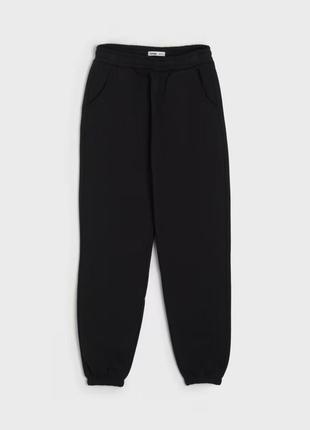 Черные утепленные спортивные штаны джоггеры на девочку