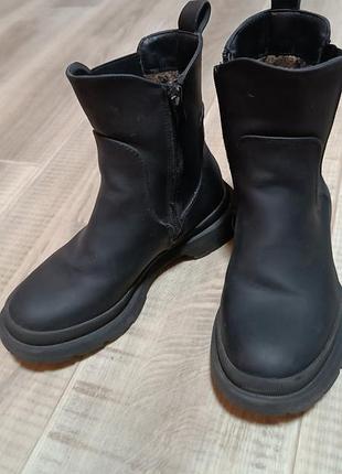 Дитячі демісезонні черевики на дівчинку