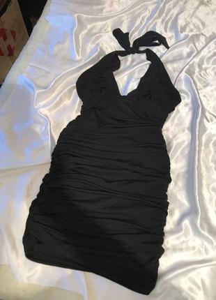 Сукня круто сидить на тілі гарна1 фото