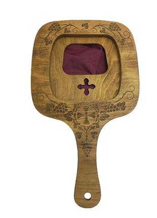 Таця для пожертв у храмі