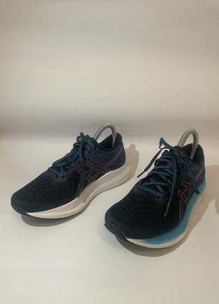 Кросівки asics