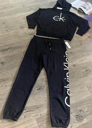 Calvin klein, джогери жіночі, оригінал, нові, з бірками.