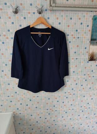 Футболка nike.