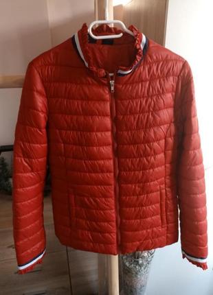 Тонкая красная куртка -пуховик ❤️