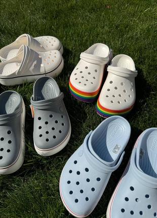 Стильная и удобная обувь крокс на платформе crocs crocband platform3 фото