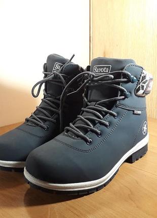 Зимние ботинки