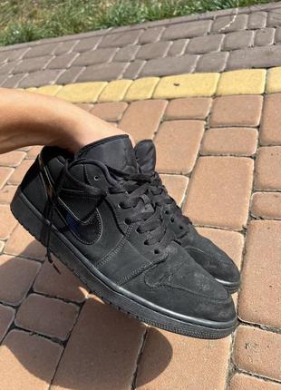 Кроссовки air jordan 1 low  triple black (2019)
