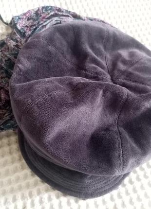 Женская велюровая кепка