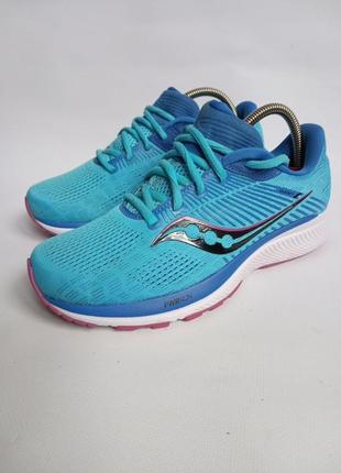 Кросівки saucony