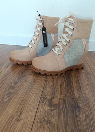 Фирменные ботинки сникерсы sorel