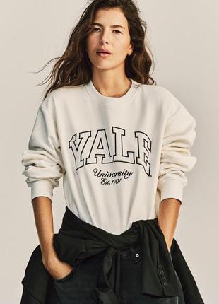 Свитшот на тоненьком флисе н & m в размере s, m