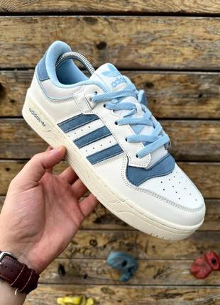 Кроссовки adidas rivalry low кожа кеды. кожаный мужественный кед кроссовки