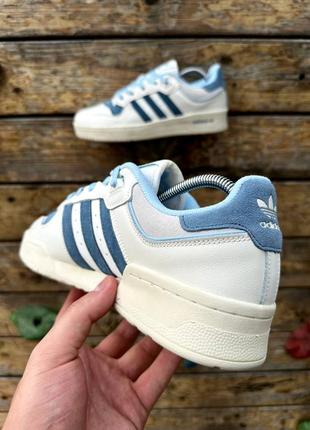 Кроссовки adidas rivalry low кожа кеды. кожаный мужественный кед кроссовки