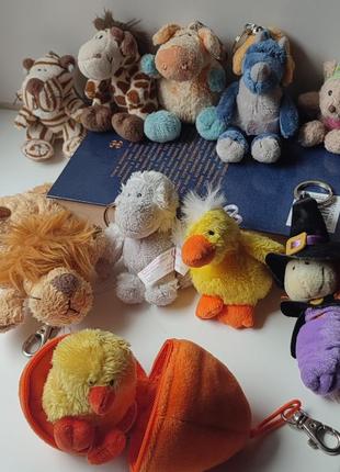 Nici брелок ники обезьяна дракон мишка ципленок червяк жираф свинка тигр германия