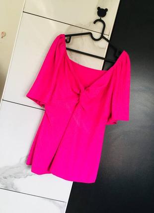 Жата рожева яскрава блуза з перекрутом shein