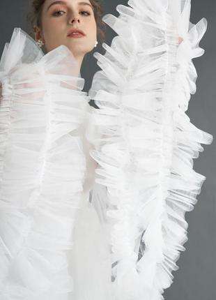 Фатиновая накидка на плечи