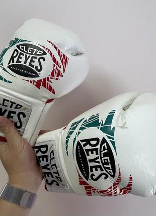 Перчатки боксерские профессиональные cleto reyes 10oz б/у