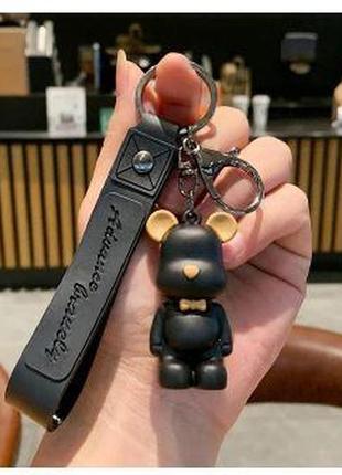 Стильний брелок для ключів  "ведмедик bearbrick", колір чорний2 фото